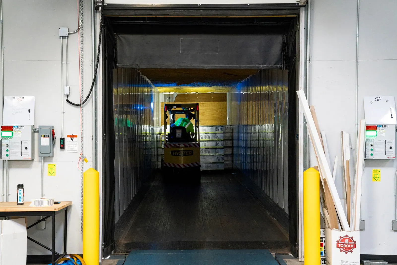 Commercial freight loading dock and equipment